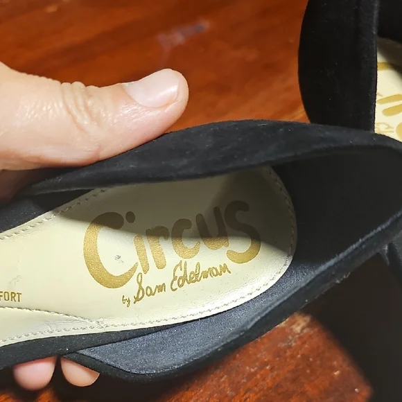 Circus by Sam Edelman Black Pointed Heels - Picture 2 of 10